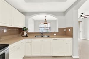 8882 W Flagler St APT 104, Miami, FL 33174, Sold 11/25/24