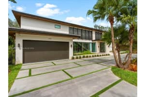 5907 SW 80th St, Miami, FL 33143, Sold 12/16/24