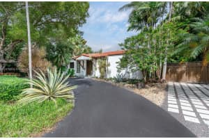 35 W Sunrise Ave, Coral Gables, FL 33133, Sold 03/24/25
