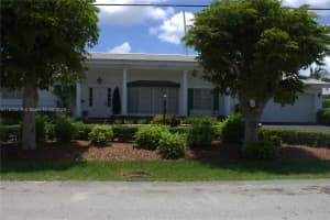 3440 Ne 170th St, North Miami Beach