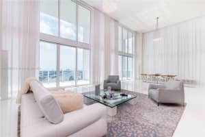 1040 Biscayne Blvd APT 4402, Miami, FL 33132, Sold 12/18/24