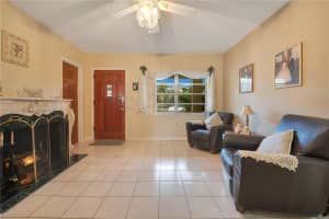 6780 SW 27th St, Miami, FL 33134, Sold 12/19/24