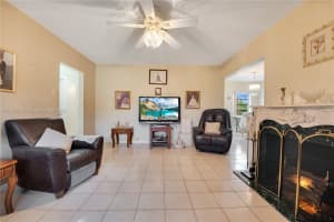 6780 SW 27th St, Miami, FL 33134, Sold 12/19/24