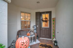9761 Darlington Pl, Cooper City, FL 33328, Sold 12/13/24
