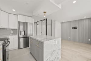 1340 Lincoln Rd APT 603, Miami Beach, FL 33139, Sold 12/10/24