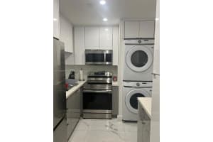 440 E 23rd St 1404, Hialeah