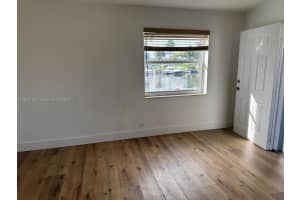 1610 NW N River Dr APT 212, Miami, FL 33125, Sold 11/27/24