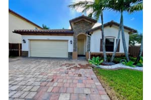 2706 NE 1st St, Homestead, FL 33033, Sold 01/10/25