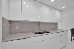 10175 Collins Ave APT 906, Bal Harbour, FL 33154, Sold 12/18/24