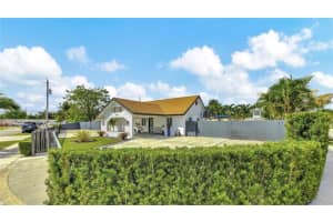 9901 SW 47th St, Miami, FL 33165, Sold 04/25/25