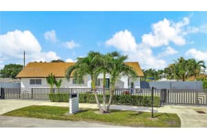 9901 SW 47th St, Miami, FL 33165, Sold 04/25/25