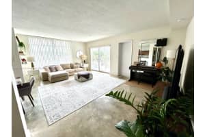 1750 NE 115th St APT 306, Miami, FL 33181, Sold 01/30/25