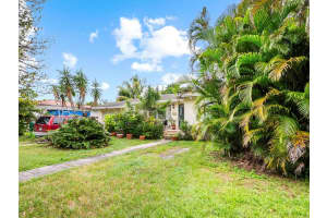 5801 SW 32nd St, Miami, FL 33155, Sold 11/18/24