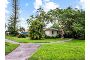 5801 SW 32nd St, Miami, FL 33155, Sold 11/18/24