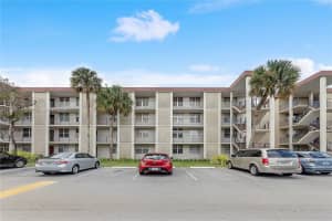 2650 NW 49th Ave APT 421, Lauderdale Lakes, FL 33313, Sold 12/09/24