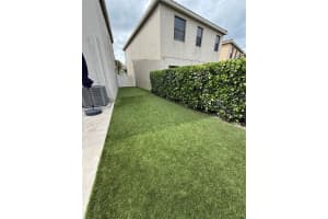 918 NE 191st St, Miami, FL 33179, Sold 01/13/25