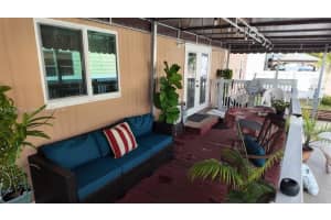 21531 NW 3rd Pl, Pembroke Pines, FL 33029, Sold 01/30/25