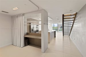 2950 NE 188th St APT 331, Aventura, FL 33180, Sold 05/30/25