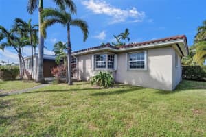 1671 S Treasure Dr, North Bay Village, FL 33141, Sold 01/17/25