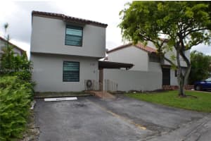 10327 NW 9th St Cir Apt 2-7, Miami, FL 33172, Sold 01/31/25
