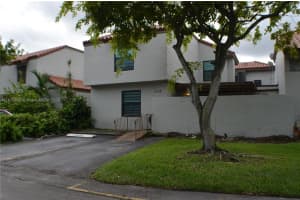 10327 NW 9th St Cir Apt 2-7, Miami, FL 33172, Sold 01/31/25