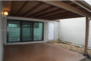 10327 NW 9th St Cir Apt 2-7, Miami, FL 33172, Sold 01/31/25
