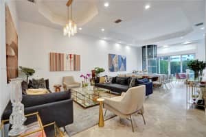 928 Captiva Dr, Hollywood, FL 33019, Sold 06/20/25