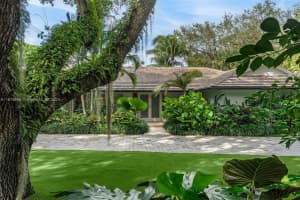 5851 SW 94th St, Miami, FL 33156, Sold 05/21/25