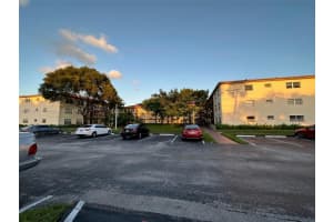 151 Sw 135th Ter 313t, Pembroke Pines