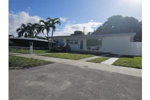 642 W 64th Dr, Hialeah, FL 33012, Sold 01/27/25