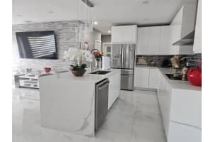 642 W 64th Dr, Hialeah, FL 33012, Sold 01/27/25