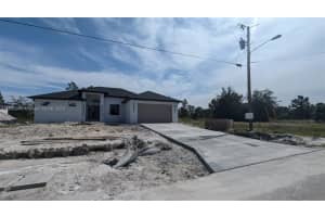469 Long Ave, Lehigh Acres, FL 33974, Sold 06/01/25