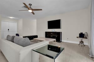 8113 NW 70th Ave, Tamarac, FL 33321, Sold 02/24/25