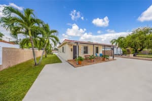 340 E 57th St, Hialeah, FL 33013, Sold 01/30/25