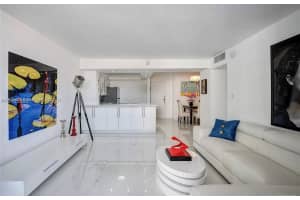 1658 Bay Rd APT 703, Miami Beach, FL 33139, Sold 02/03/25