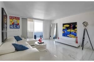1658 Bay Rd APT 703, Miami Beach, FL 33139, Sold 02/03/25