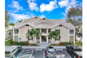 2880 N Oakland Forest Dr, Oakland Park, FL 33309, Sold 08/04/25