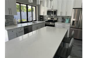 11901 NW 39th Pl, Sunrise, FL 33323, Sold 12/30/24