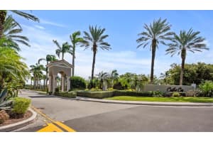 18835 SW 76th Ct, Cutler Bay, FL 33157 Sold 09/19/25