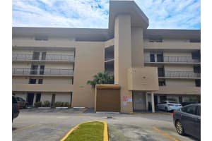 840 NW 87th Ave APT 204, Miami, FL 33172, Sold 01/10/25