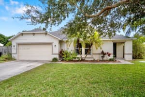 2826 SE Melaleuca Blvd, Port St. Lucie, FL 34952, Sold 12/16/24