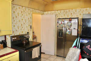 500 NW 43rd St, Miami, FL 33127, Sold 04/09/25