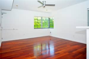 1057 15th St APT 21, Miami Beach, FL 33139, Sold 06/13/25