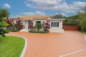 6190 SW 20th St, Miami, FL 33155, Sold 01/06/25