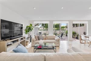 10244 NW 52nd Terrace, Doral, FL 33178, Sold 12/03/24