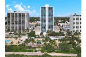 2655 Collins Ave APT 1208, Miami Beach, FL 33140, Sold 04/21/25