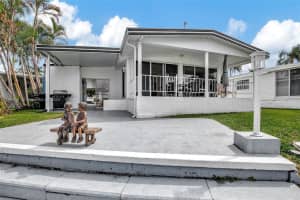 128 Lake Shore Dr, Hallandale Beach, FL 33009, Sold 05/09/25