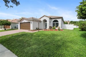 14265 NW 18th Pl, Pembroke Pines, FL 33028, Sold 05/02/25
