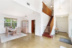 378 E Garden Cove Cir, Davie, FL 33325, Sold 01/14/25