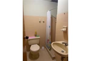 Carrera 22 # 3 02 Buga Los Portales Del Rios ,, FL  - MLS#A11681590